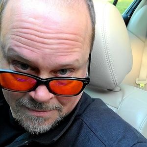 Meet your Posher, Bruce